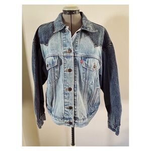 Levi's Premium Sz XL 90s Western Pieced Trucker Jacket 2 Tone Blue Denim